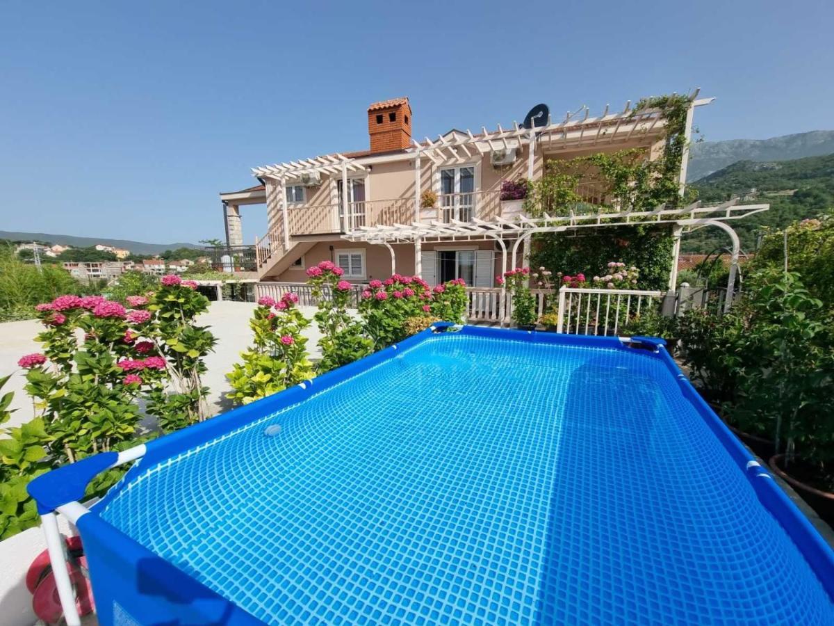 Apartments Popadic With Parking Herceg Novi Eksteriør bilde