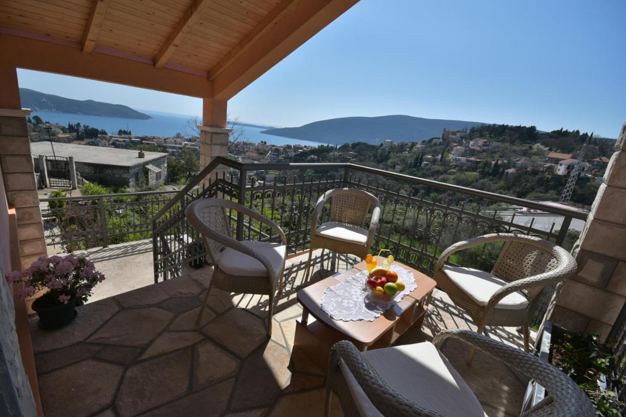 Apartments Popadic With Parking Herceg Novi Rom bilde