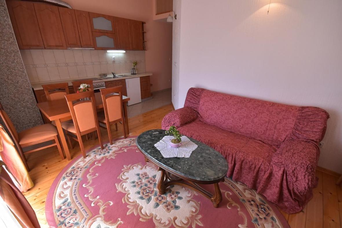 Apartments Popadic With Parking Herceg Novi Rom bilde